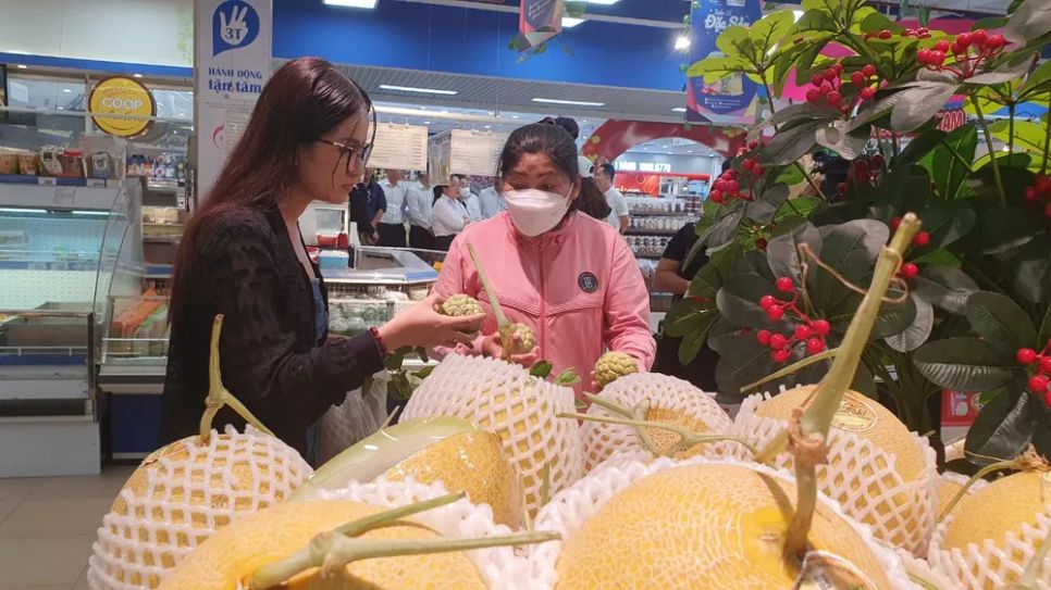 Dự báo dịp Tết Nguyên đán Bính Ngọ 2026, nhu cầu tiêu thụ hàng hóa thiết yếu của người dân toàn tỉnh Đồng Tháp ước tính khoảng 57.685 tấn