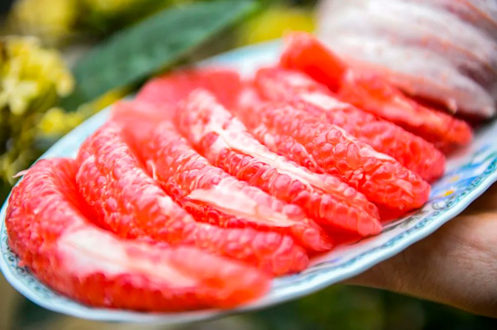 Bưởi đỏ “tiến vua” vào vụ tết