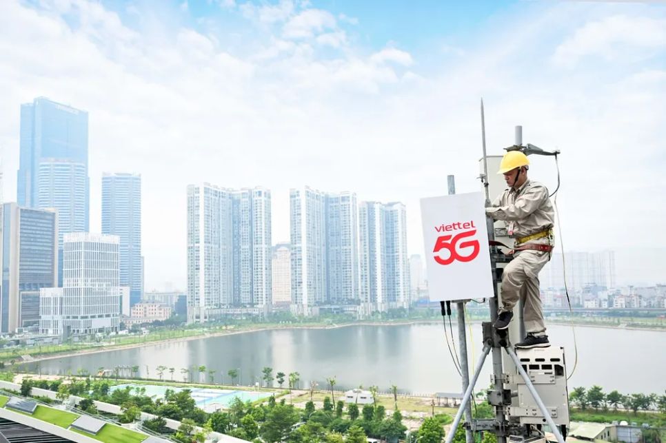 Trong năm 2025, Viettel đạt lũy kế 30.000 trạm 5G toàn quốc, là mạng 5G lớn nhất Việt Nam