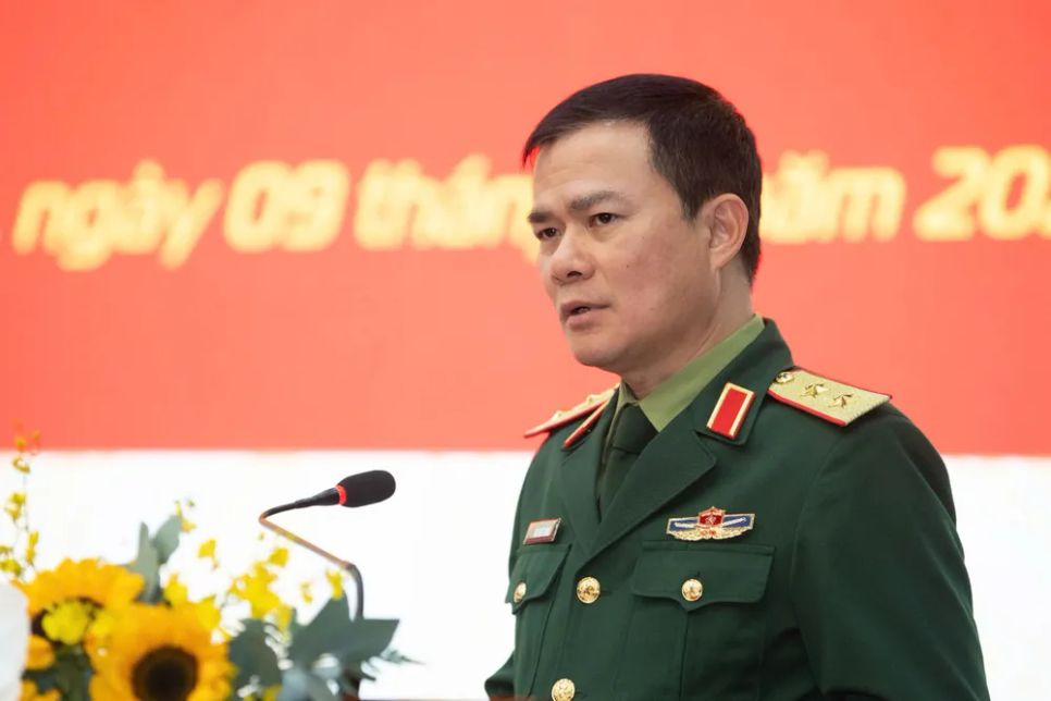 Trung tướng Tào Đức Thắng, Chủ tịch kiêm Tổng Giám đốc Tập đoàn Viettel phát biểu tại hội nghị