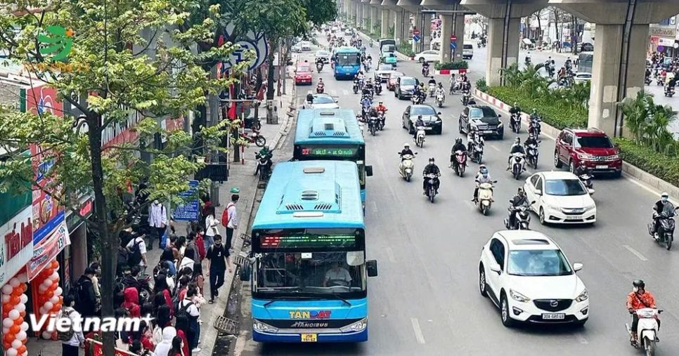 Hà Nội: 240 triệu lượt hành khách đi xe buýt trong năm 2025