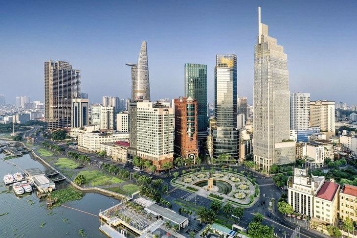 Năm 2025, GRDP TP.HCM tăng 8,03%, đóng góp khoảng 23% GDP cả nước. Ảnh: Văn Trung