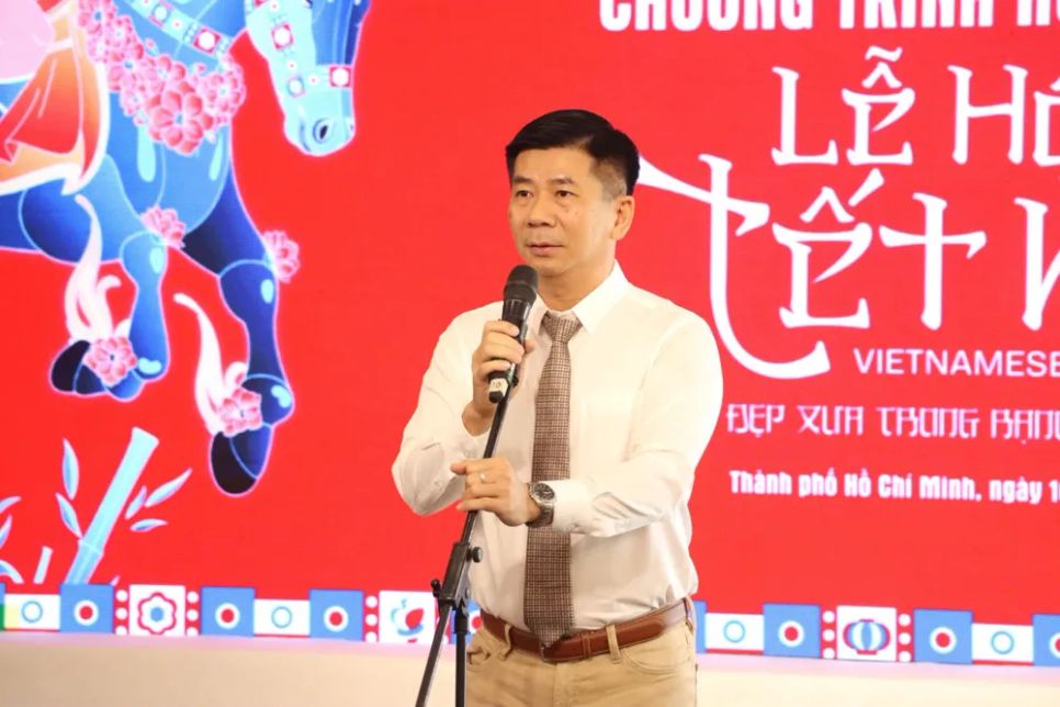 Giám đốc Nhà Văn hóa Thanh niên TPHCM Nguyễn Hồng Phúc phát biểu