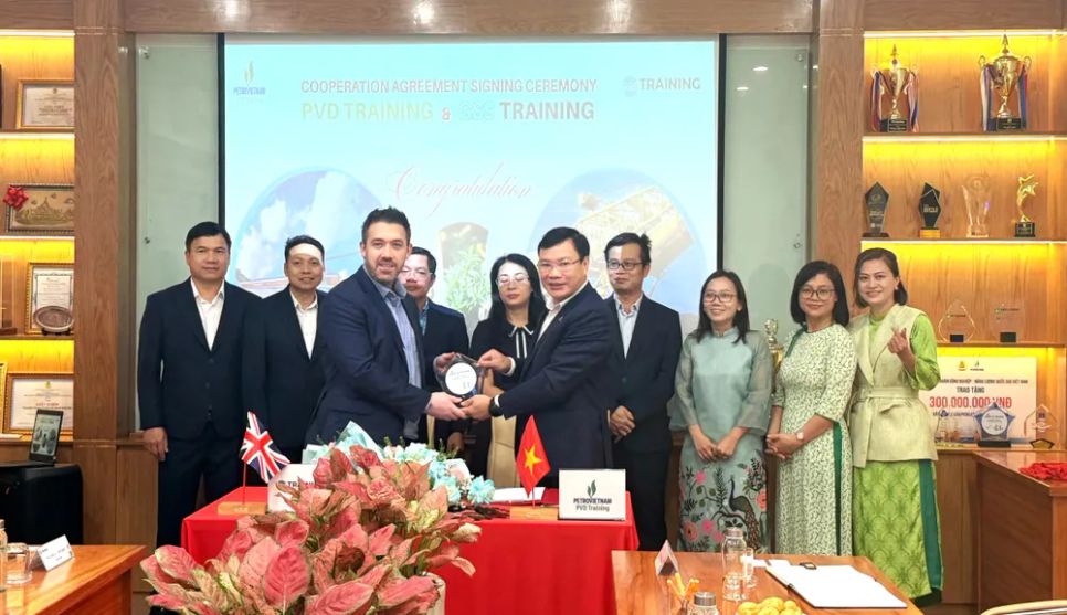 PVD Training và GSS tin tưởng sẽ mang đến các giải pháp đào tạo chuẩn hóa quốc tế, chất lượng cao, nhằm tối ưu hiệu quả cho khách hàng PVD Training và GSS tin tưởng sẽ mang đến các giải pháp đào tạo chuẩn hóa quốc tế, chất lượng cao, nhằm tối ưu hiệu quả cho khách hàng