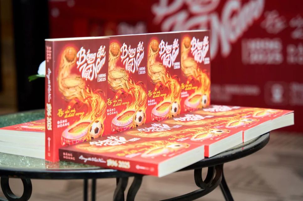 Bóng đá Việt Nam 1896 - 2025 nhìn từ lịch sử đến hiện tại