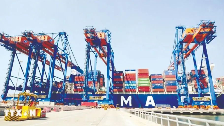 Cảng quốc tế Gemalink nằm trong cụm cảng Cái Mép - Thị Vải (TPHCM) thường xuyên đón các tàu siêu trọng từ nhiều nơi trên thế giới (ẢNH: TTXVN)