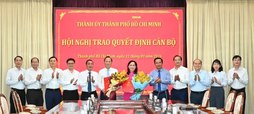 Ban Thường vụ Thành ủy TPHCM điều động 2 Thành ủy viên