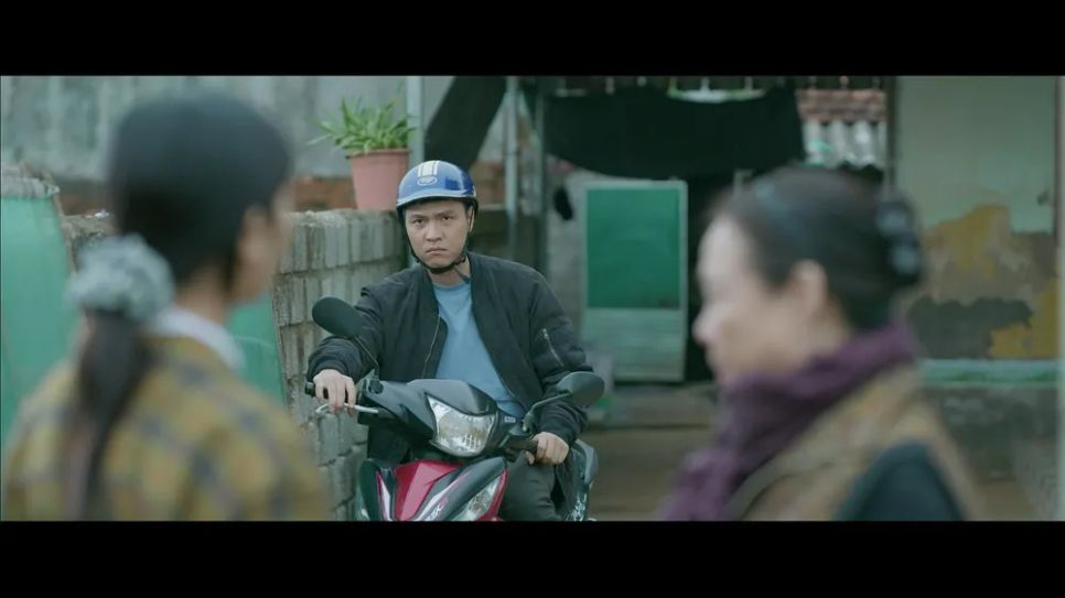 Cảnh trong phim <i>Không giới hạn </i>