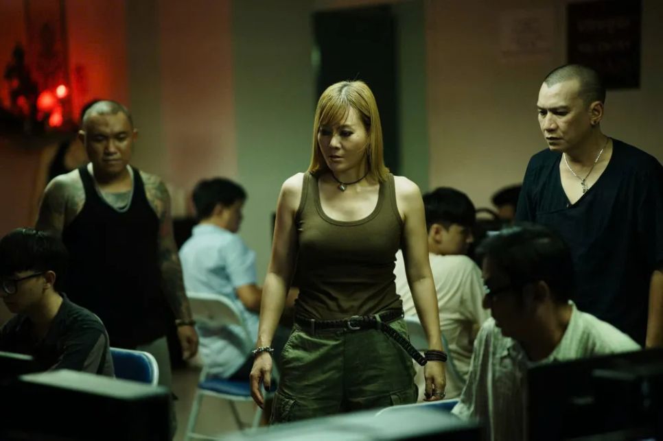 Cảnh trong phim Thiên đường máu, bộ phim Việt vượt mốc 100 tỷ đồng đầu tiên của năm 2026. Ảnh: ĐPCC