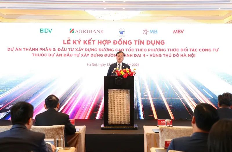 <p>Ông Tô Huy Vũ - Chủ tịch HĐTV Agribank phát biểu tại buổi Lễ</p>