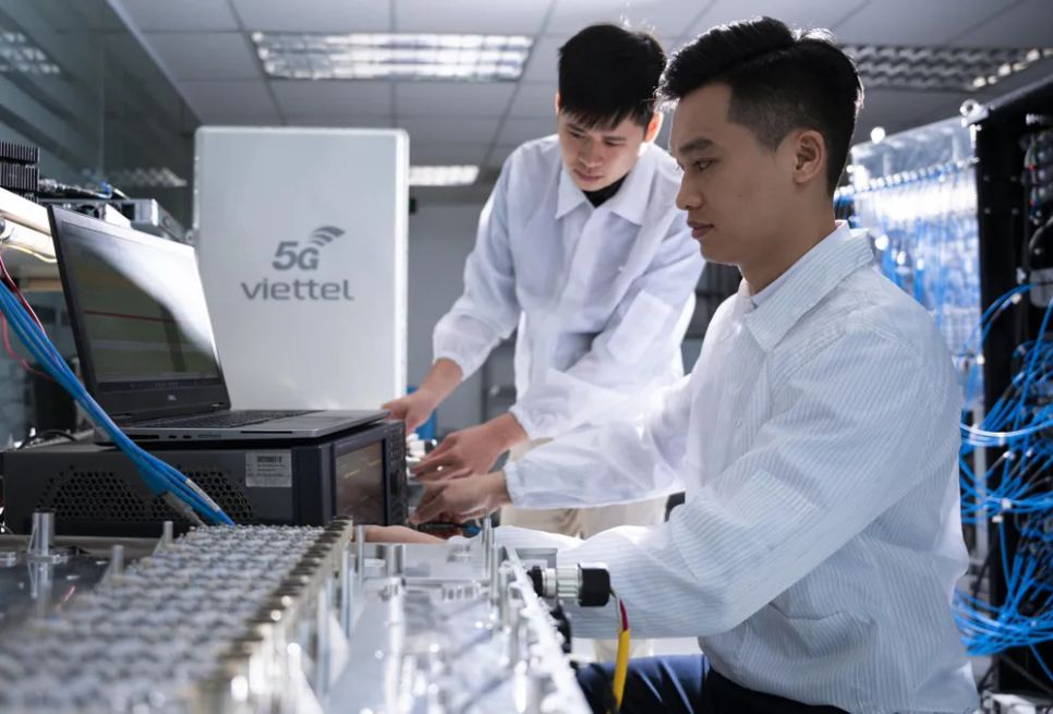 Công nghệ 5G được Viettel đầu tư nghiên cứu, phát triển sớm và đến nay đã làm chủ hoàn toàn hệ sinh thái sản phẩm mạng 5G