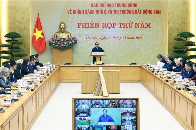 Thủ tướng Phạm Minh Chính chủ trì phiên họp. Ảnh: Dương Giang/TTXVN