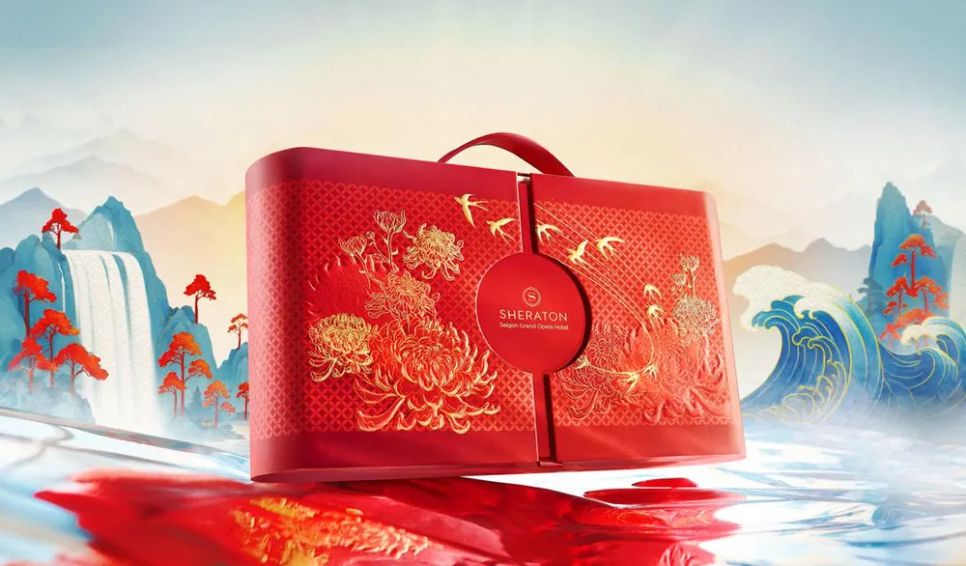 Sheraton Saigon Grand Opera Hotel ra mắt BST quà Tết ‘Mã khai vạn lộc’