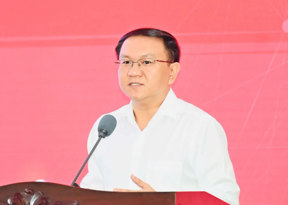 Giám đốc Sở KH-CN TPHCM trình bày tham luận. Ảnh: VIỆT DŨNG Giám đốc Sở KH-CN TPHCM trình bày tham luận. Ảnh: VIỆT DŨNG