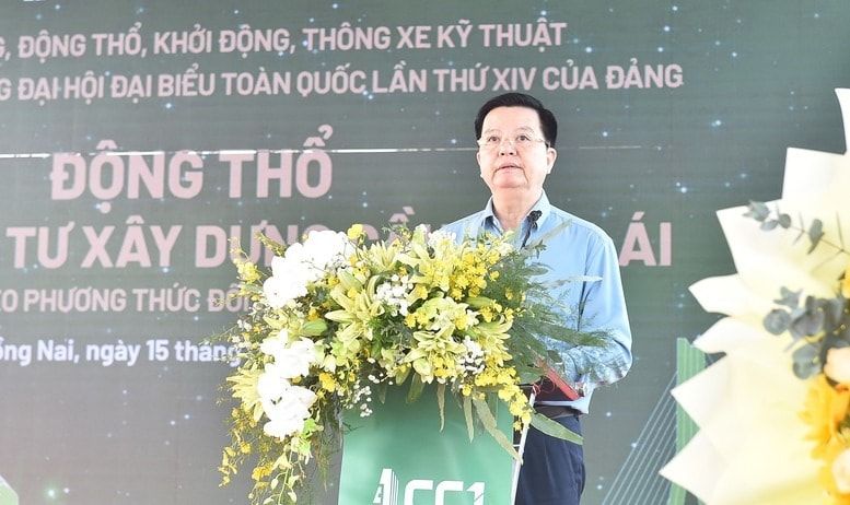 Phó Thủ tướng Mai Văn Chính phát biểu tại lễ động thổ. Ảnh: VGP/Giang Thanh