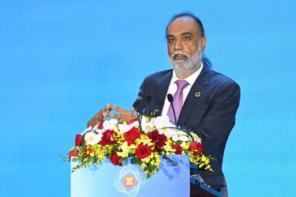 Ông Amandeep Singh Gill phát biểu tại lễ khai mạc hội nghị. Ảnh: VIẾT CHUNG