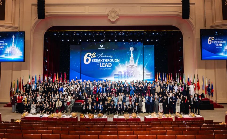 Tập thể VinUni tưng bừng trong ngày truyền thống lần thứ 6