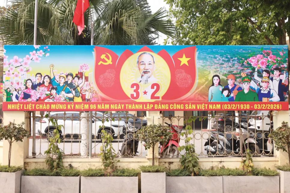 Xã đảo Minh Châu rực cờ hoa chào mừng Đại hội XIV của Đảng