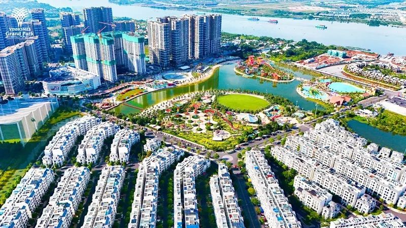 The Opus One sở hữu vị trí “trung tâm trong lòng trung tâm” kế cận hàng loạt tiện ích quốc tế của Vinhomes Grand Park