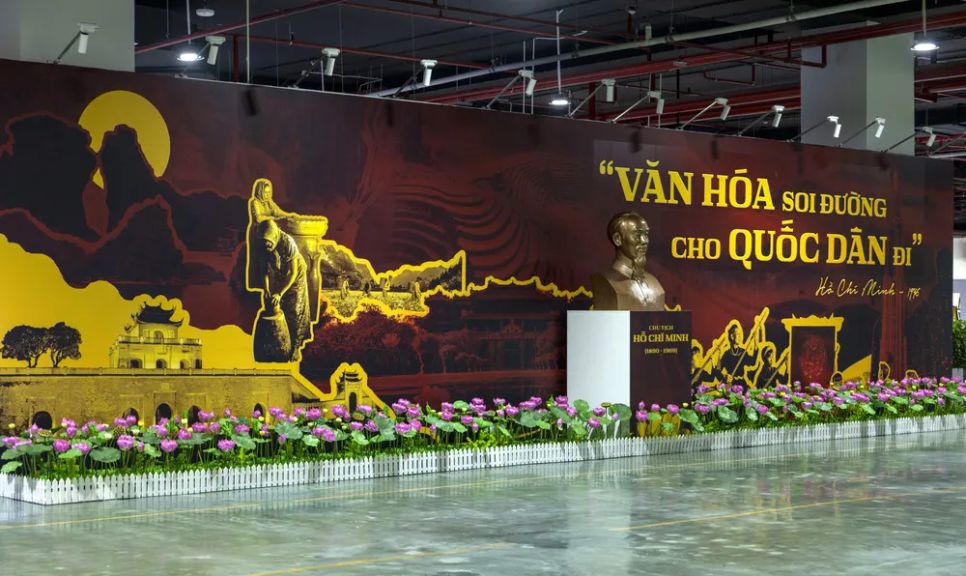 Khu vực trưng bày giới thiệu nền văn hóa tiên tiến, đậm đà bản sắc dân tộc tại Triển lãm “80 năm hành trình Độc lập - Tự do - Hạnh phúc” diễn ra ở Hà Nội, từ 28-8 đến 15-9-2025