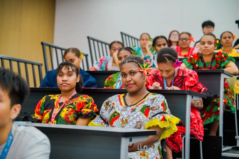 Trường Đại học Văn Lang đón tiếp Thủ tướng Cộng hòa Vanautu