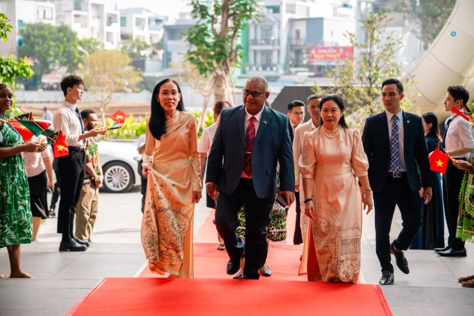 Trường Đại học Văn Lang đón tiếp Thủ tướng Cộng hòa Vanautu