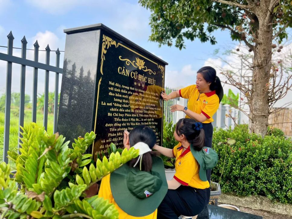 Các hoạt động đền ơn đáp nghĩa tại xã Hưng Long, TPHCM