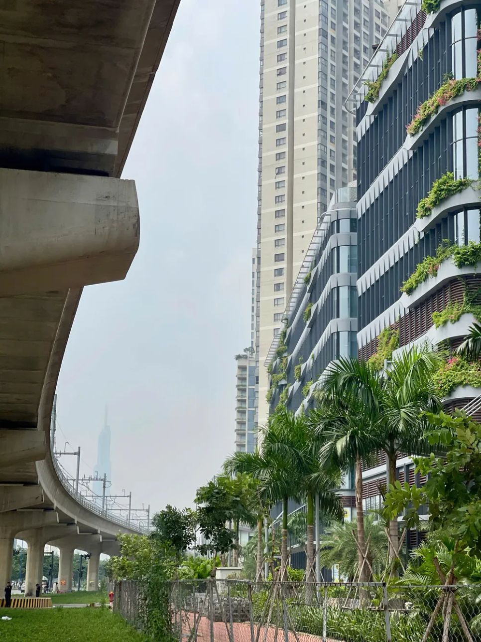 Toà nhà xanh Masteri An Phú, phường An Khánh, TPHCM. Ảnh Hoàng Hùng