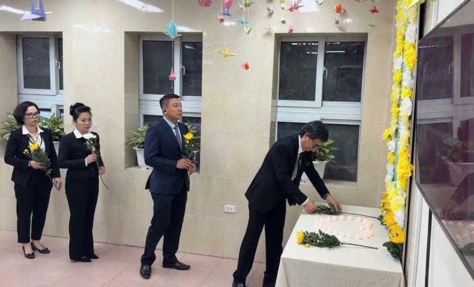 Dâng hoa tri ân những người hiến mô, tạng sau khi chết não