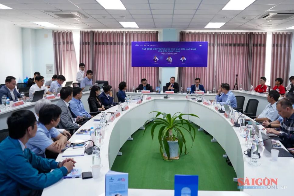 Quang cảnh buổi tọa đàm. Ảnh: HIẾU GIANG