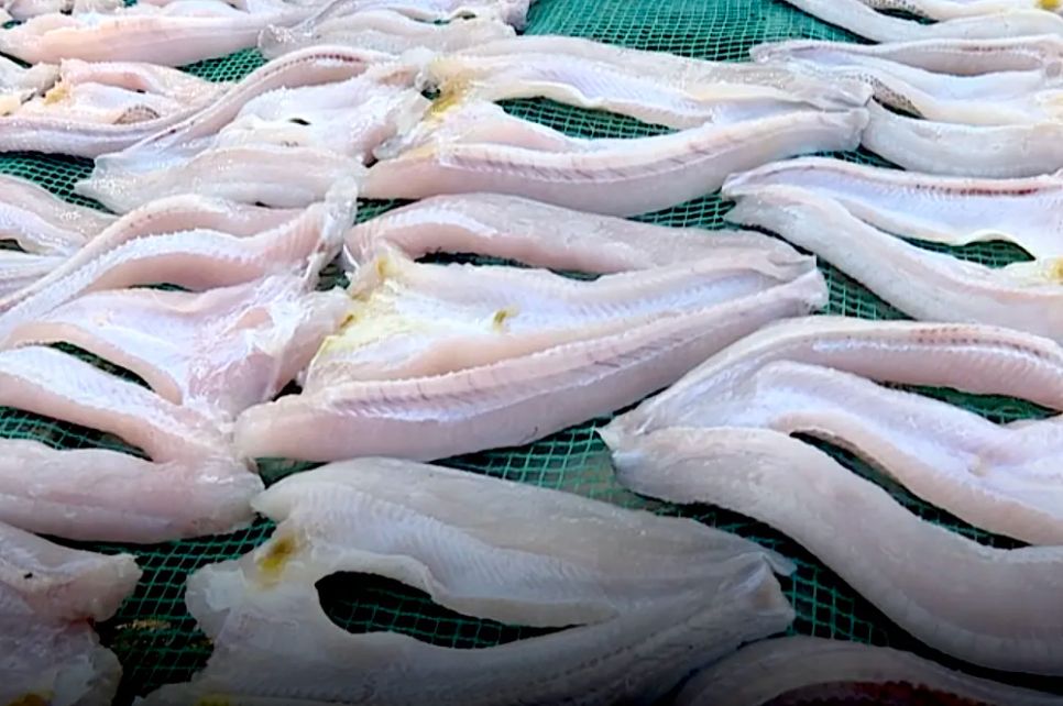 Làng cá khô miền Tây tất bật vào mùa Tết