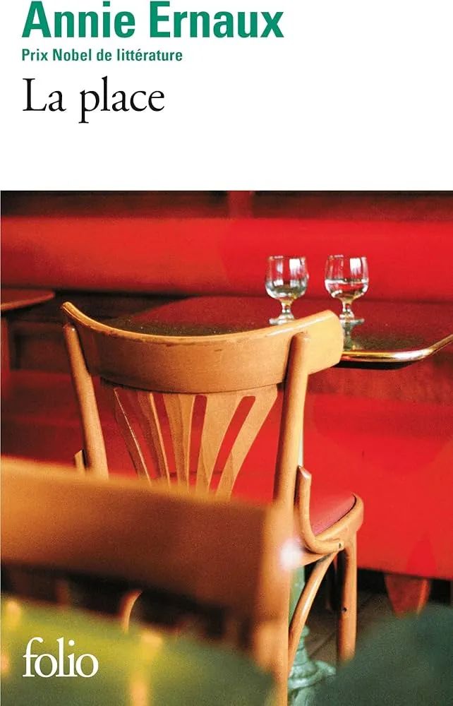 La Place của tác giả Annie Ernaux. Ảnh: VIỆN PHÁP TẠI TPHCM