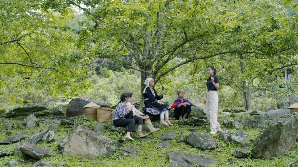 Cảnh trong phim Lời hứa đầu tiên Cảnh trong phim Lời hứa đầu tiên