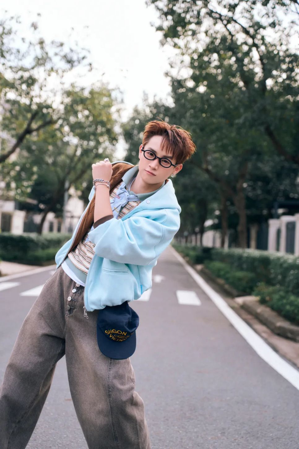 Nói về dự án debut chính thức tại Việt Nam, CONGB chia sẻ: “Tôi sẽ tiếp tục làm nhạc và cống hiến cho âm nhạc. Hy vọng khán giả sẽ ủng hộ hành trình sắp tới của tôi”