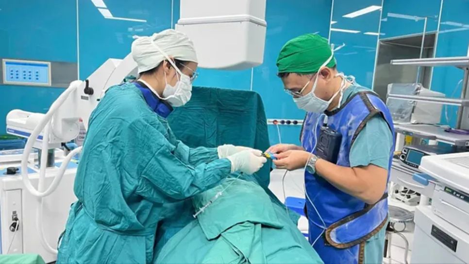 Bệnh viện Đa khoa Vũng Tàu được Bệnh viện Chợ Rẫy chuyển giao gói kỹ thuật đặt máy tạo nhịp tim tạm thời Bệnh viện Đa khoa Vũng Tàu được Bệnh viện Chợ Rẫy chuyển giao gói kỹ thuật đặt máy tạo nhịp tim tạm thời