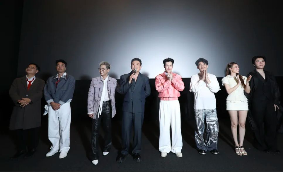 Dàn nghệ sĩ tham gia chương trình