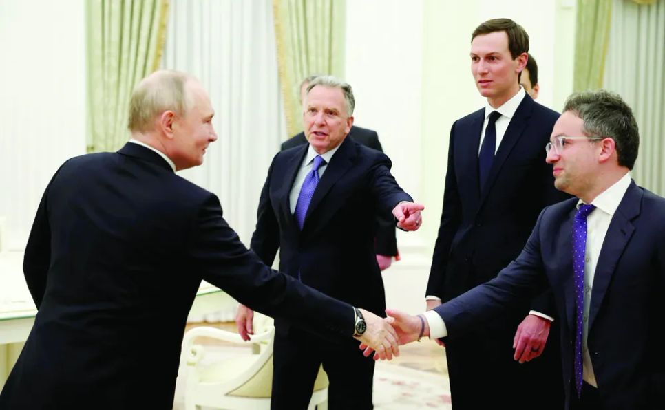 Tổng thống Nga Vladimir Putin tiếp các nhà đàm phán Mỹ, ngày 22-1. Ảnh: TASS