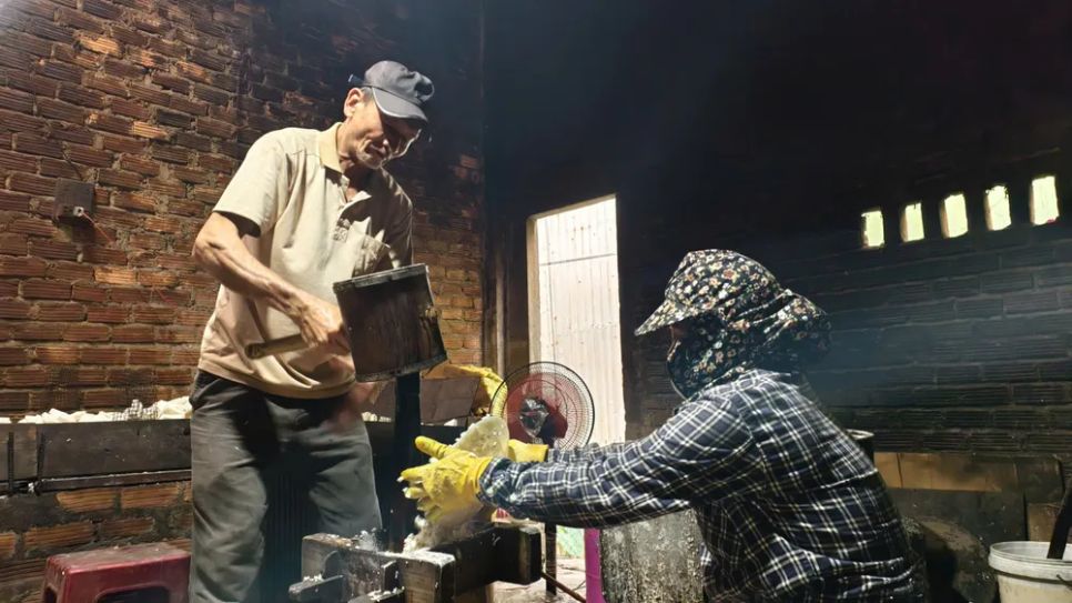 Thôn Điền Trang nổi tiếng với nghề làm bánh nổ có truyền thống hàng trăm năm