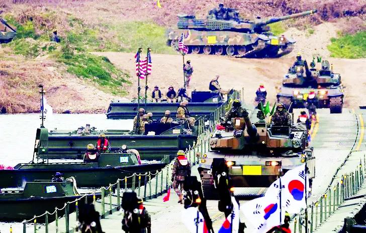 Quân đội Mỹ - Hàn Quốc tập trận chung vào tháng 11-2025. ẢNH: YONHAP