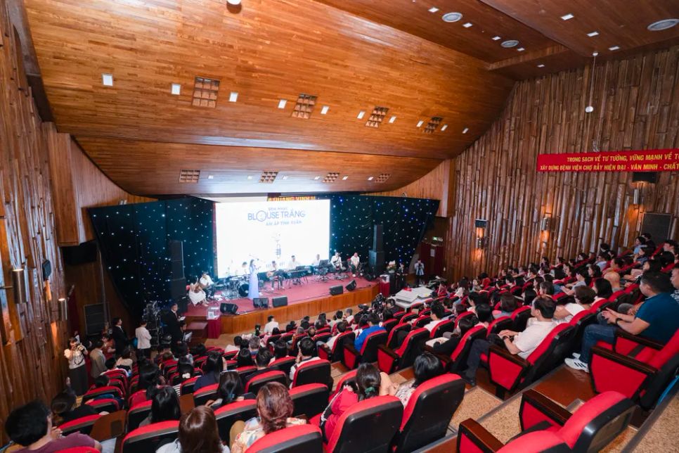 Chương trình văn nghệ của các thầy thuốc, quyên góp được hơn 600 triệu đồng giúp bệnh nhân 