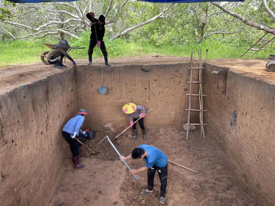 Khai quật di chỉ khảo cổ Thác Hai