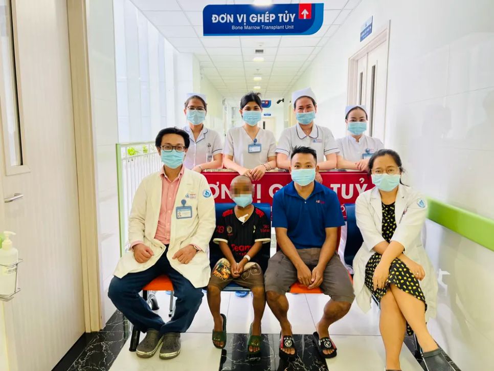 Bệnh nhi và các y bác sĩ Bệnh viện Nhi đồng 1 TPHCM Bệnh nhi và các y bác sĩ Bệnh viện Nhi đồng 1 TPHCM