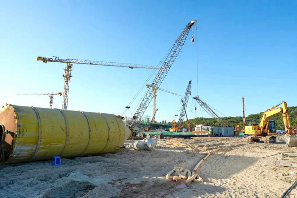 Cận cảnh thi công các công trình phục vụ APEC 2027