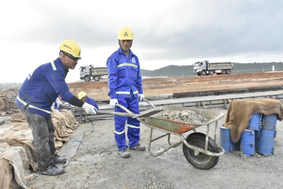 Cận cảnh thi công các công trình phục vụ APEC 2027