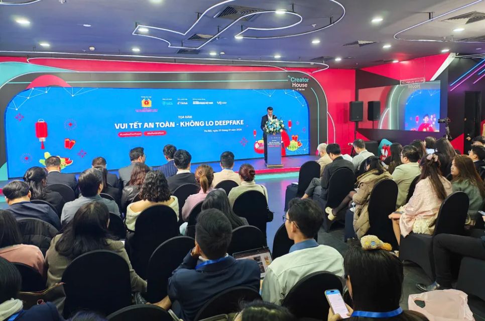 Quang cảnh cuộc tọa đàm. Ảnh: T.B