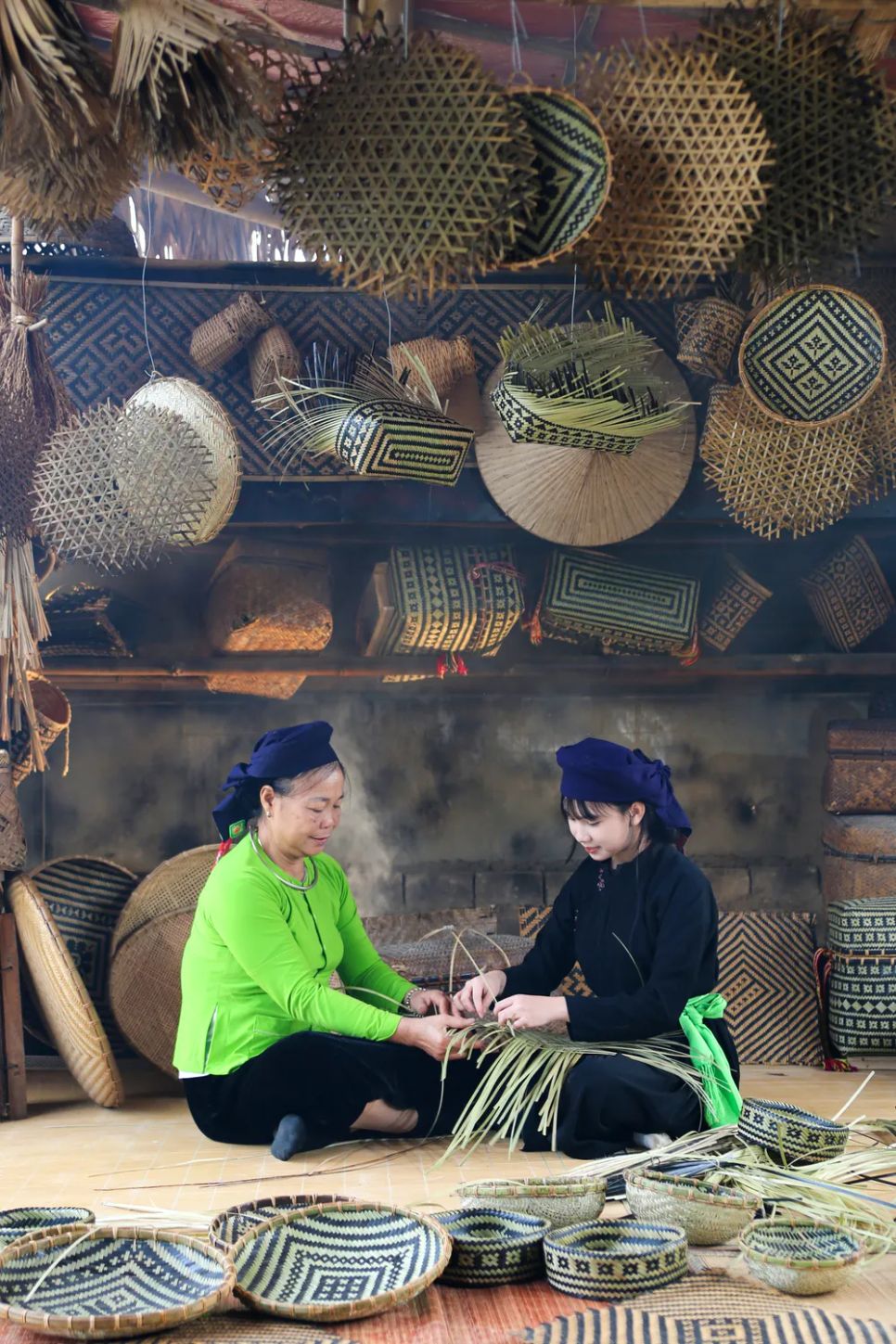 Nơi tri thức bản địa được trao truyền một cách tự nhiên và bền bỉ nhất