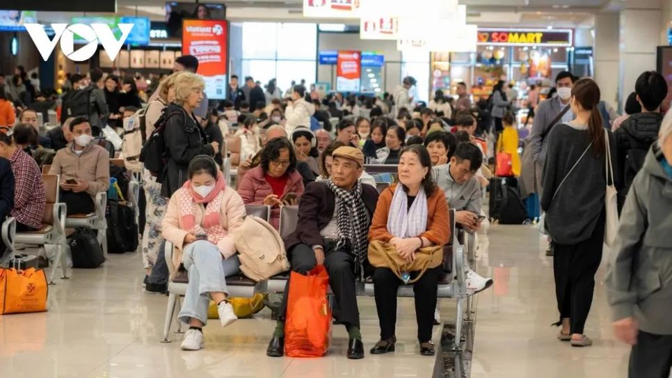 Gần Tết, nhiều đường bay đạt tỷ lệ lấp đầy 90–100%