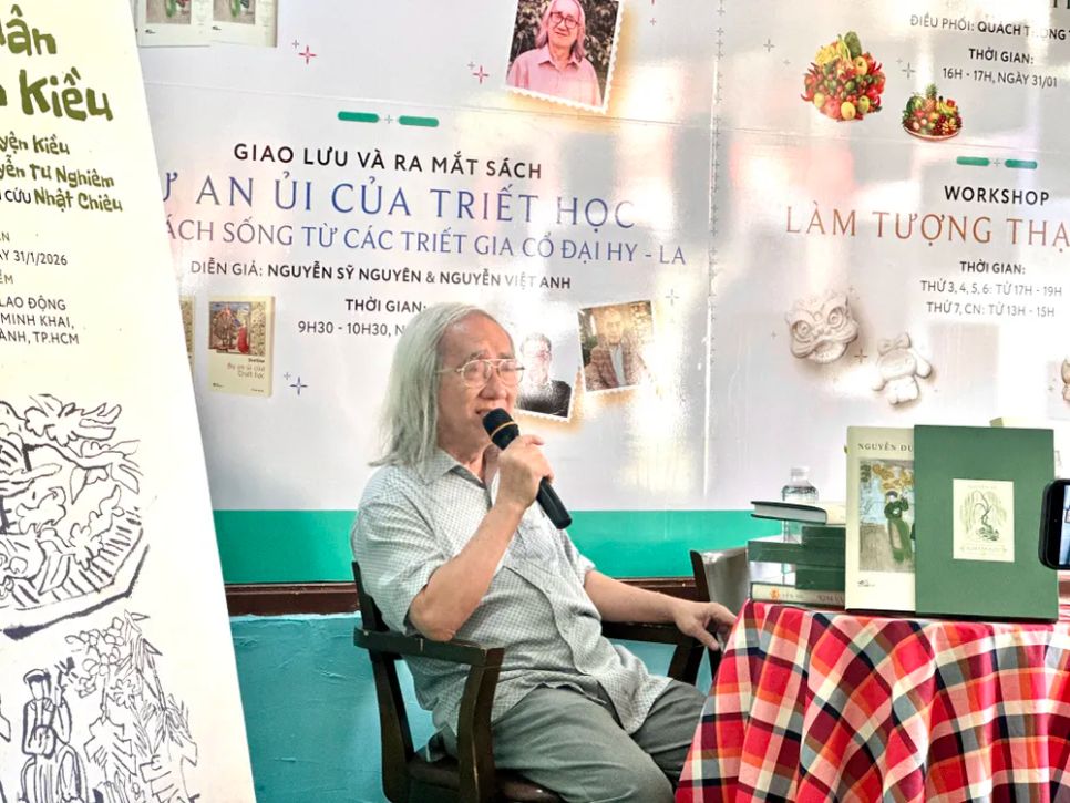 Nhà nghiên cứu Nhật Chiêu chia sẻ tại chương trình Nhà nghiên cứu Nhật Chiêu chia sẻ tại chương trình