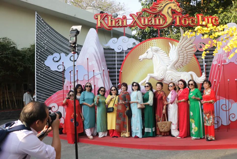 Rộn ràng khai mạc Lễ hội Tết Việt Bính Ngọ 2026