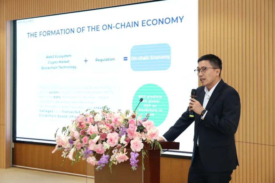 TS. Trần Nhật Khoa, Liên minh Kinh tế On-chain toàn cầu chia sẻ tại hội thảo